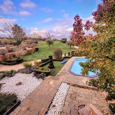 Au Bout De Mes Reves Bed & Breakfast Walcourt Exterior photo