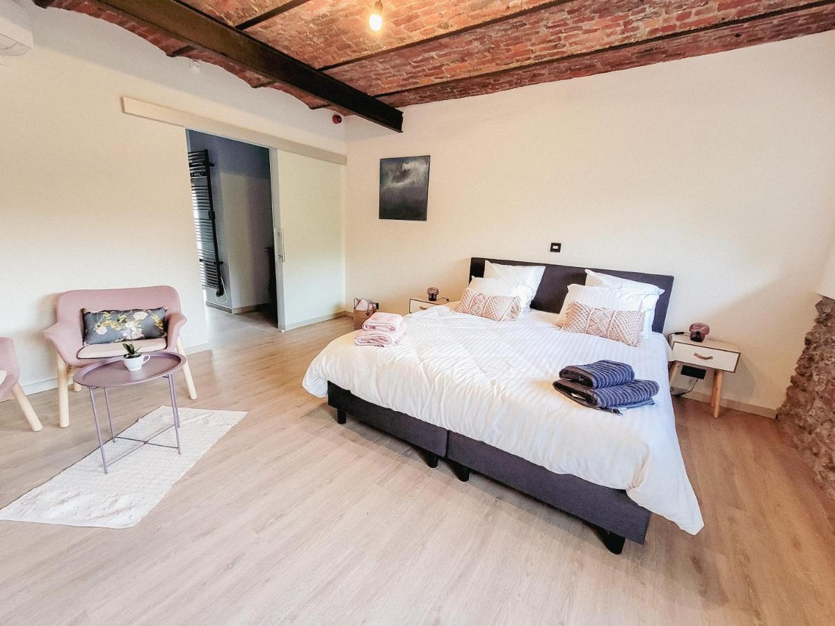 Au Bout De Mes Reves Bed & Breakfast Walcourt Exterior photo