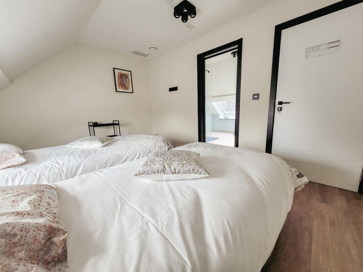 Au Bout De Mes Reves Bed & Breakfast Walcourt Exterior photo