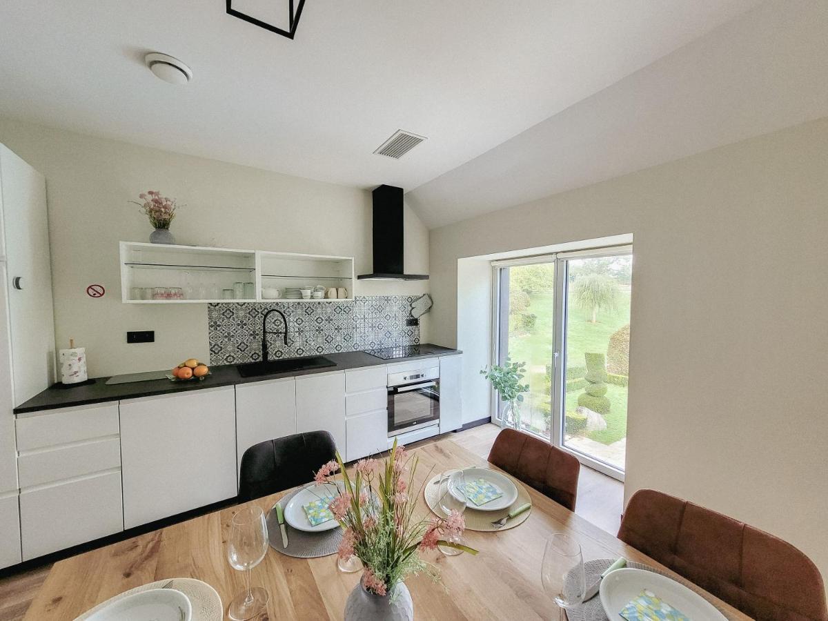 Au Bout De Mes Reves Bed & Breakfast Walcourt Exterior photo