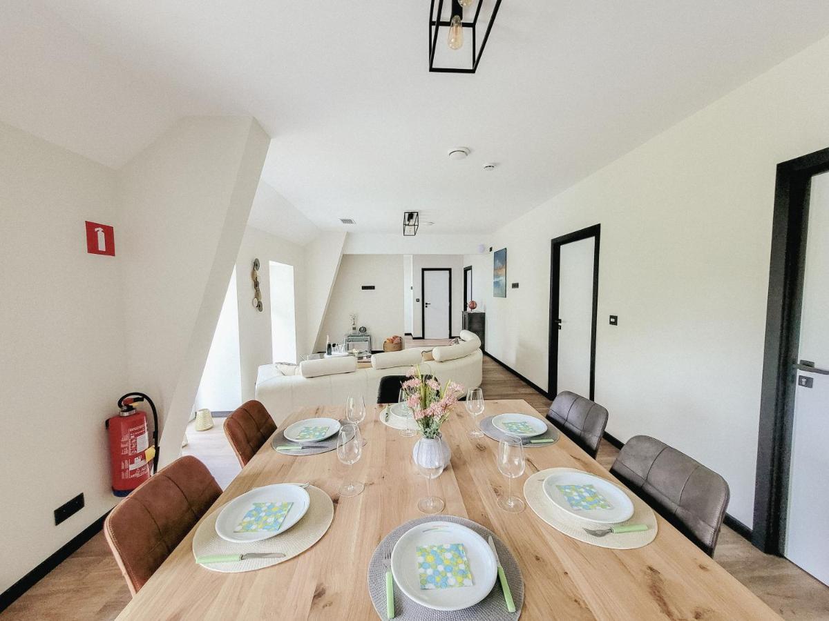 Au Bout De Mes Reves Bed & Breakfast Walcourt Exterior photo