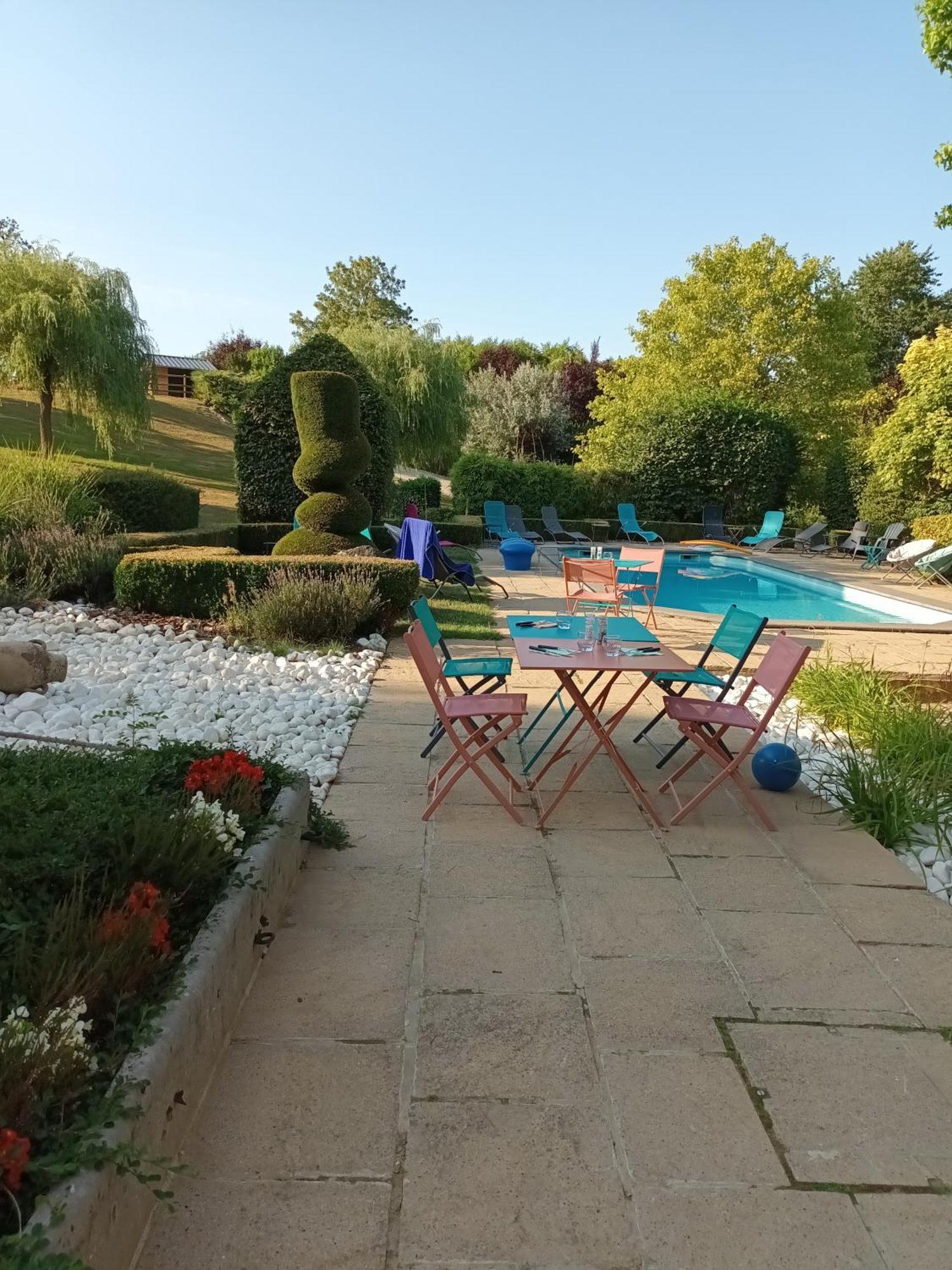 Au Bout De Mes Reves Bed & Breakfast Walcourt Exterior photo