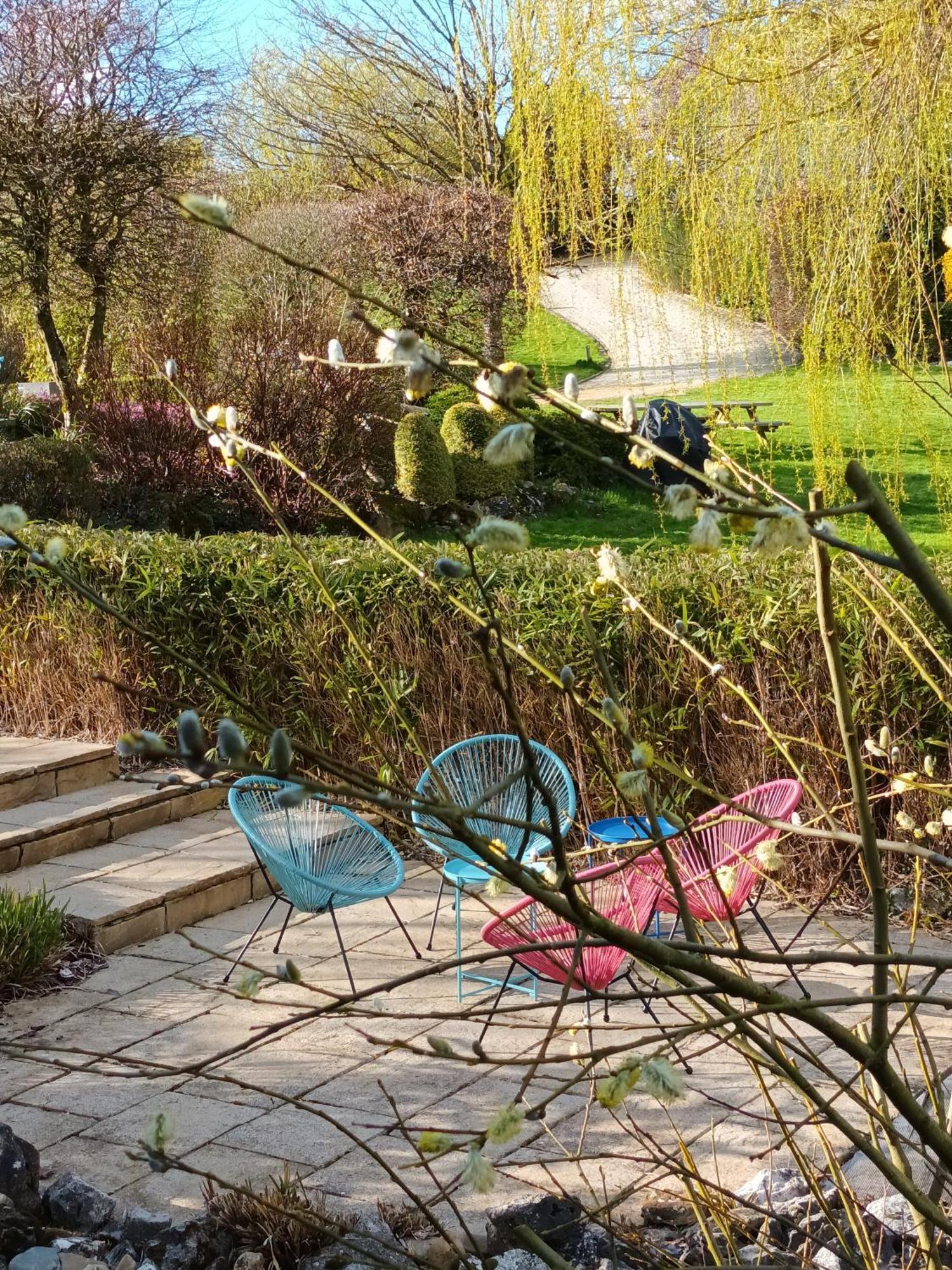 Au Bout De Mes Reves Bed & Breakfast Walcourt Exterior photo
