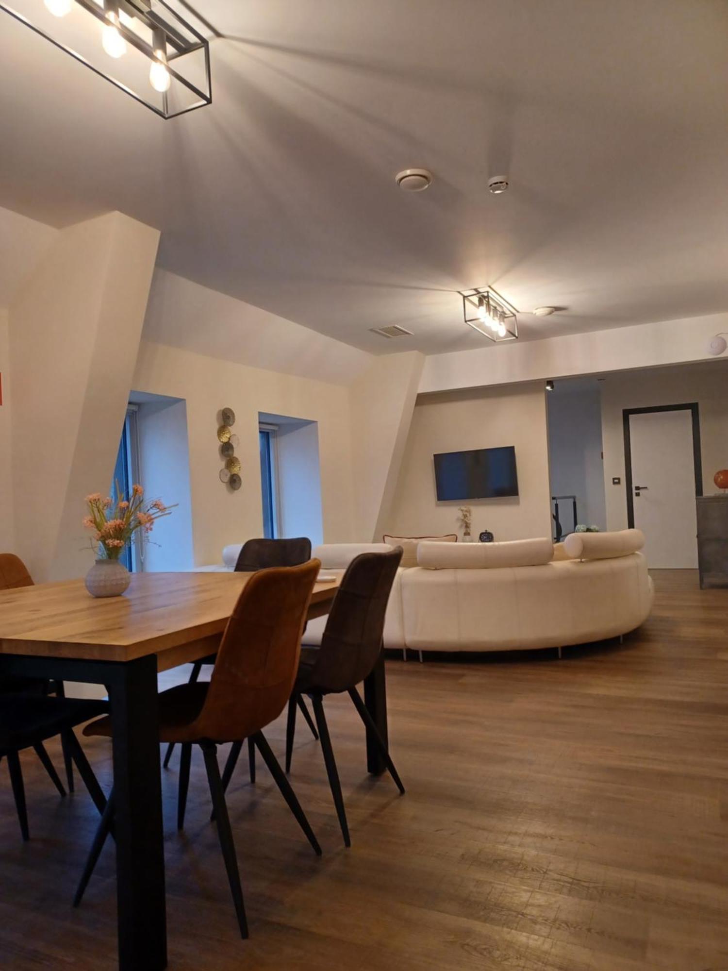 Au Bout De Mes Reves Bed & Breakfast Walcourt Exterior photo